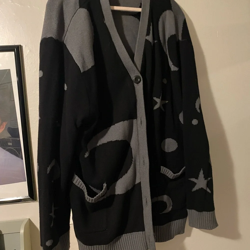REMOVING FROM APP SOON Disturbia Stellar cardigan. Xl/2xl - Picture 3 of 4